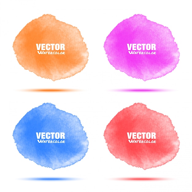 Ensemble de taches de cercle aquarelle violet bleu orange rouge vif isolé sur fond blanc avec texture aquarelle papier réaliste. Taches éclatantes d'aquarelle. Flou des éléments de dessin de lavage léger.
