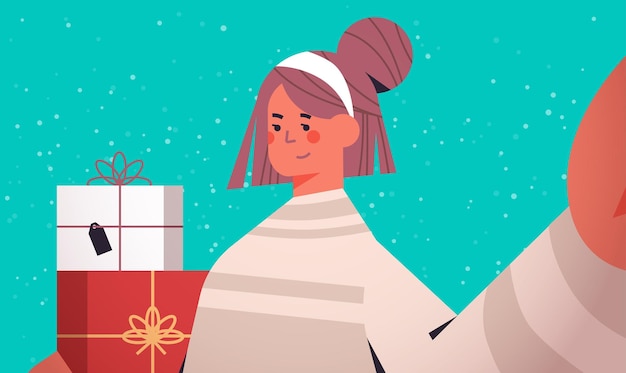 femme heureuse avec des cadeaux tenant la caméra et prenant selfie nouvel an vacances de Noël célébration concept illustration vectorielle portrait horizontal