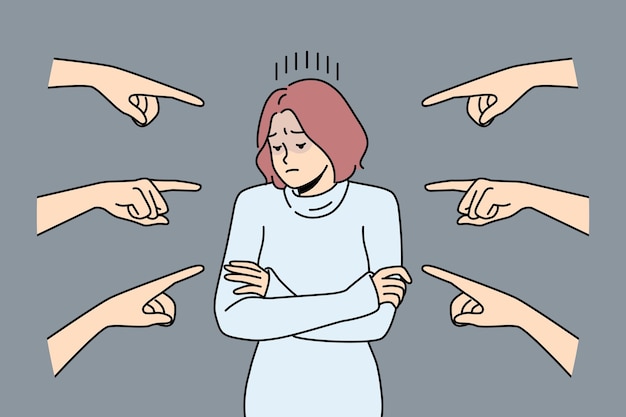 Femme malheureuse entourée de nombreuses mains pointant