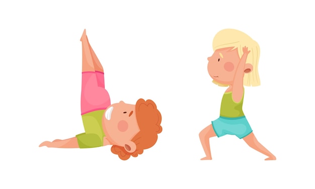 Un garçon et une fille mignons faisant du yoga. Des enfants mignons font du sport. Illustration vectorielle de dessins animés.