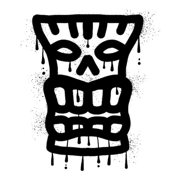 Graffiti de masque tiki en bois avec peinture à spray noire