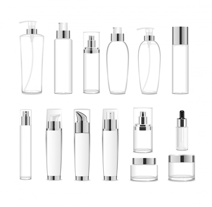Grand ensemble d'emballages cosmétiques en acrylique transparent avec bouchons en argent.