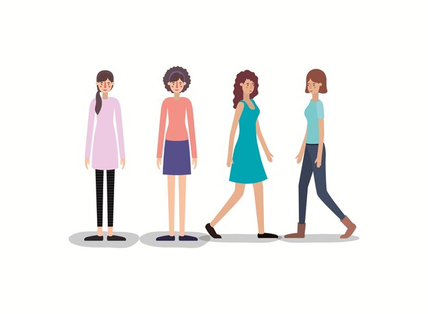 Groupe de femmes marchant des personnages