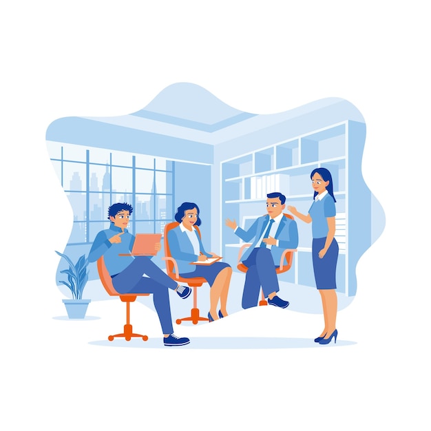 Groupe de jeunes entrepreneurs effectuant des recherches et planifiant des travaux dans la salle de réunion Discuter de l'information