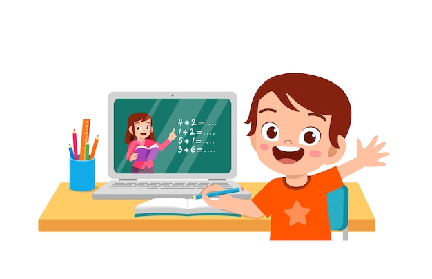 Heureux Petit Enfant Mignon Faire L'école à La Maison Avec Ordinateur Portable Se Connecter à Internet étude E-learning Et Cours.