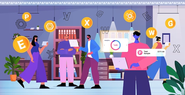 Hommes d'affaires utilisant une application d'extraction de crypto-monnaie sur des ordinateurs portables, une application de transfert d'argent virtuel