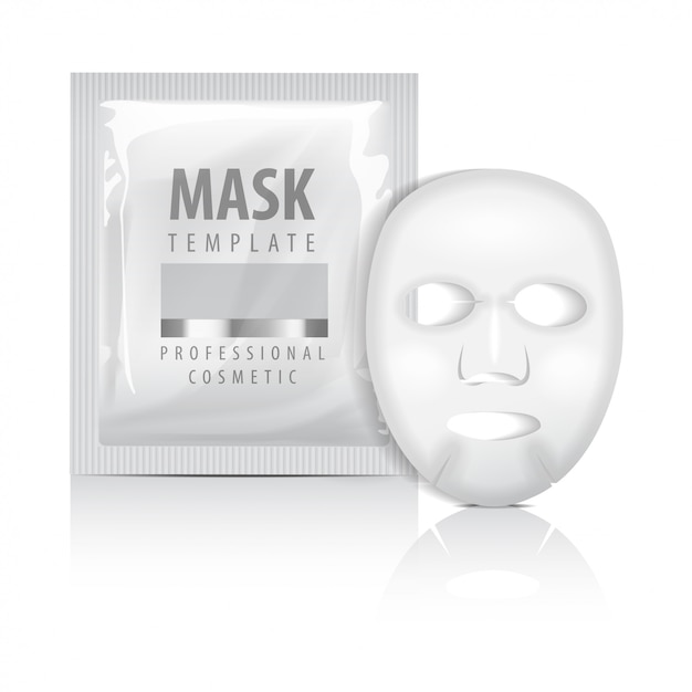 Masque Facial Réaliste Et Sachet. Modèle Vierge. Emballage De Produits De Beauté Sur Fond Blanc