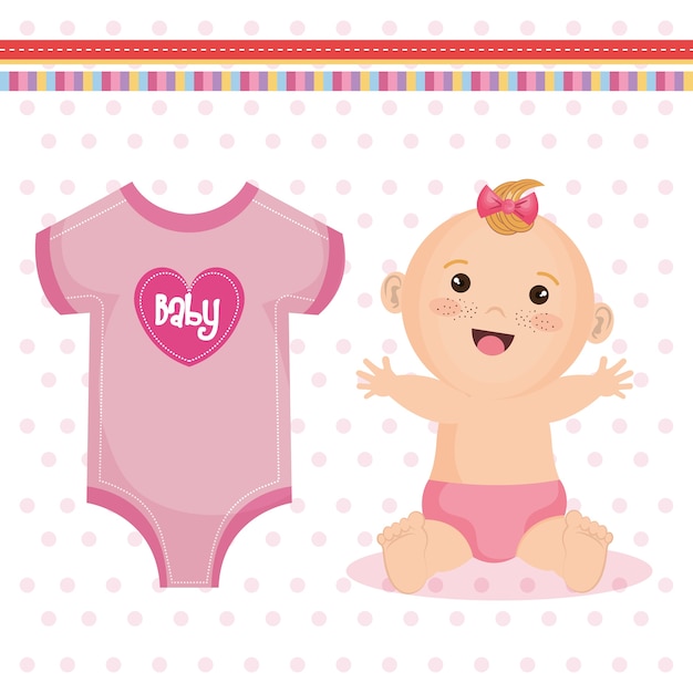 Mignonne petite fille heureuse avec couche-culotte rose et vêtements pour bébé