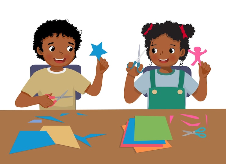 Vecteur de mignons petits enfants africains garçon et fille coupant du papier coloré avec des ciseaux faisant du papier coupé artisanat