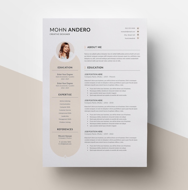 Vecteur modèle de cv professionnel d'une page