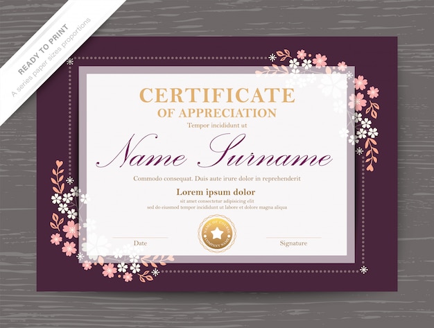 Vecteur modèle de diplôme de certificat avec bordure et cadre d'angle floral vintage classique