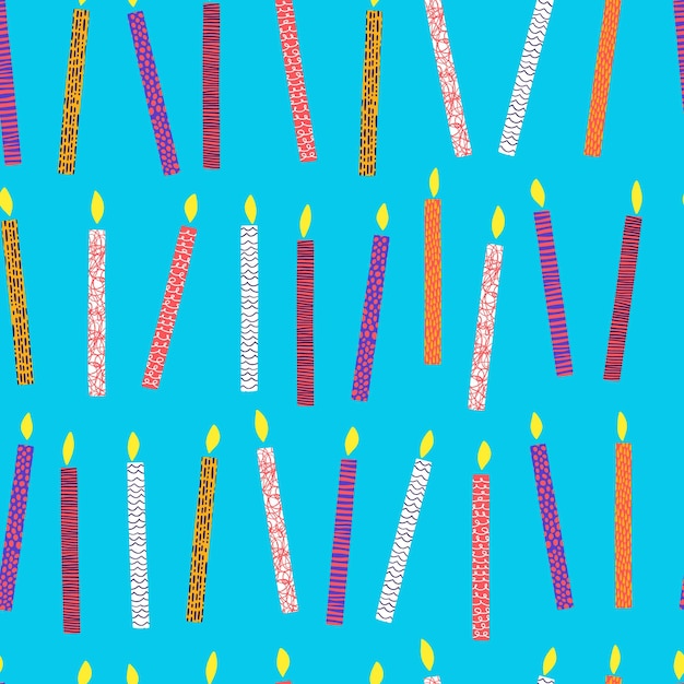 Vecteur motif vectoriel avec des bougies de gâteau d'anniversaire sur fond bleu bougies brûlantes multicolores