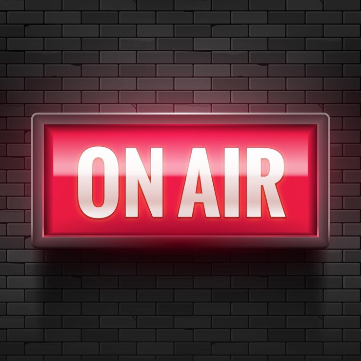 ON AIR studio lumière signe. Panneau d'avertissement de diffusion des médias. Attention record de production de planches en direct.