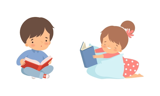 Petite fille et garçon qui aiment lire des livres Set vectoriel