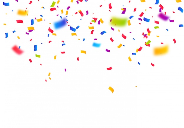 Pièces de confettis lumineux colorés isolés sur fond blanc.