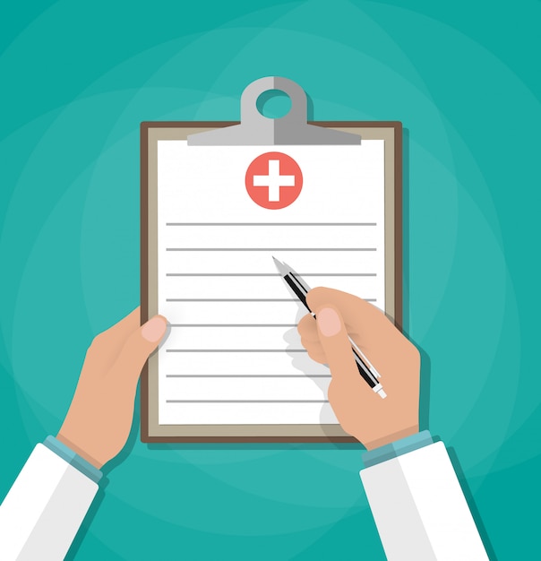 Presse-papiers dans la main du médecin. analyse des rapports médicaux