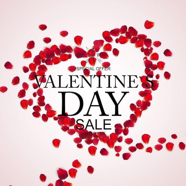 Vente de Saint Valentin, carte de réduction avec des pétales de rose.