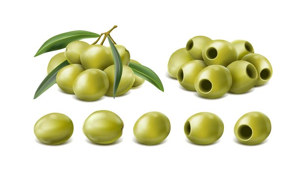Aceitunas verdes realistas aisladas