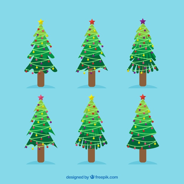 Árboles de navidad con bombillas de colores