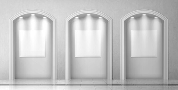 Arcos con columnas y letreros en blanco en la pared