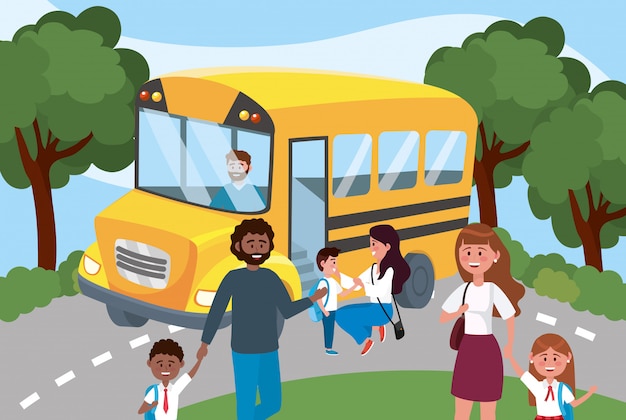 Autobús escolar con padre y madre con sus niñas y niños.