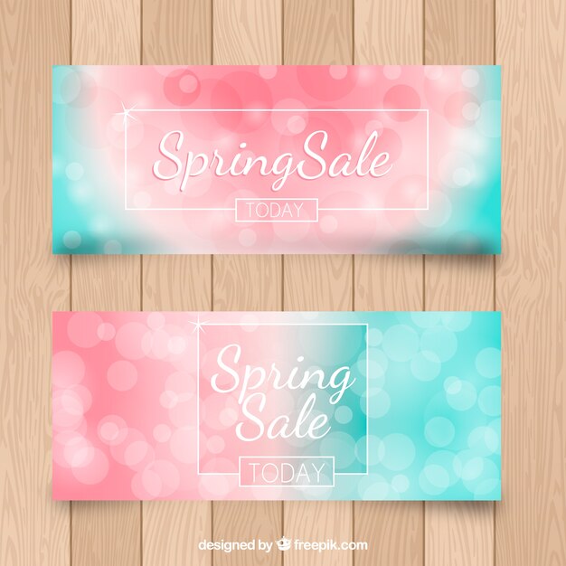Banners desenfocado de descuentos de primavera
