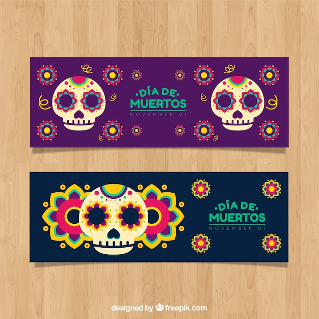 Banners de festividad mexicana con calaveras