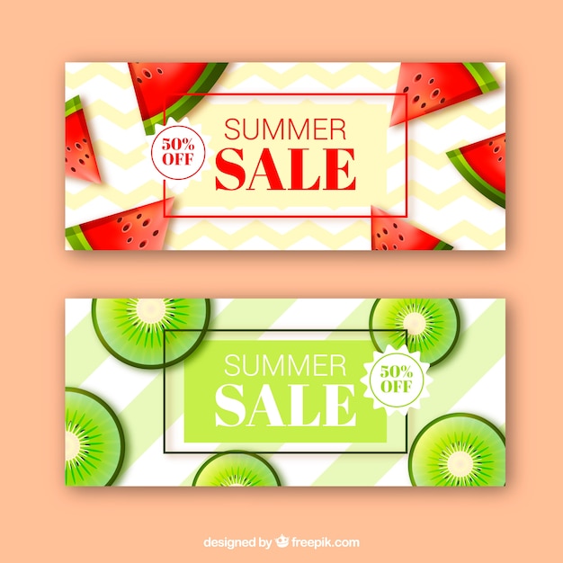 Vector gratuito banners de venta de verano con frutas en estilo realista