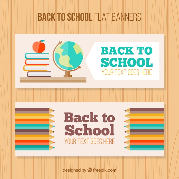 Vector gratuito banners de vuelta a la escuela con asignaturas y lápices de colores