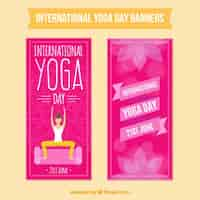 Vector gratuito banners de yoga rosa