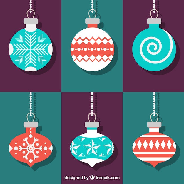 Bolas planas de navidad con diferentes formas