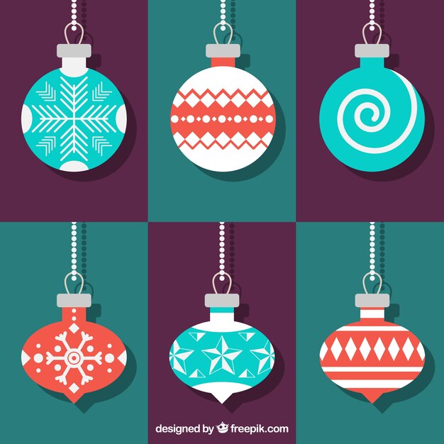 Bolas planas de navidad con diferentes formas