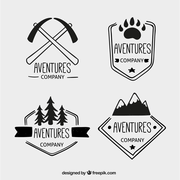 Bonitas insignias de aventuras dibujadas a mano 