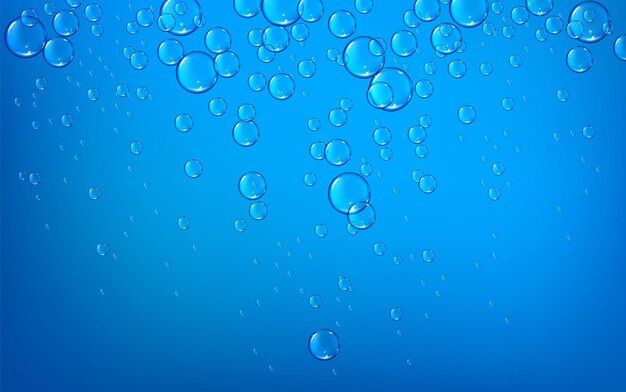 Las burbujas gaseosas se elevan en el agua azul