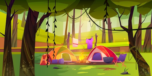 Campamento de verano en el claro del bosque con carpa y fogata. Paisaje de dibujos animados de vector de bosque o parque natural con árboles verdes y césped, camping con silla, caldera, mochila y tendedero sobre el fuego