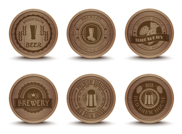 Vector gratuito cerveza de madera emblemas esteras iconos conjunto