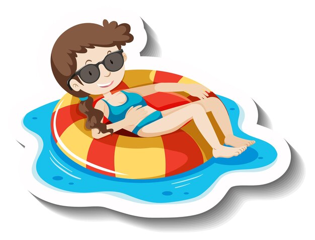 Una chica con gafas de sol en anillo de natación