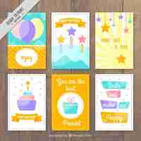 Vector gratuito colección de bonitas tarjetas de cumpleaños en colores pastel