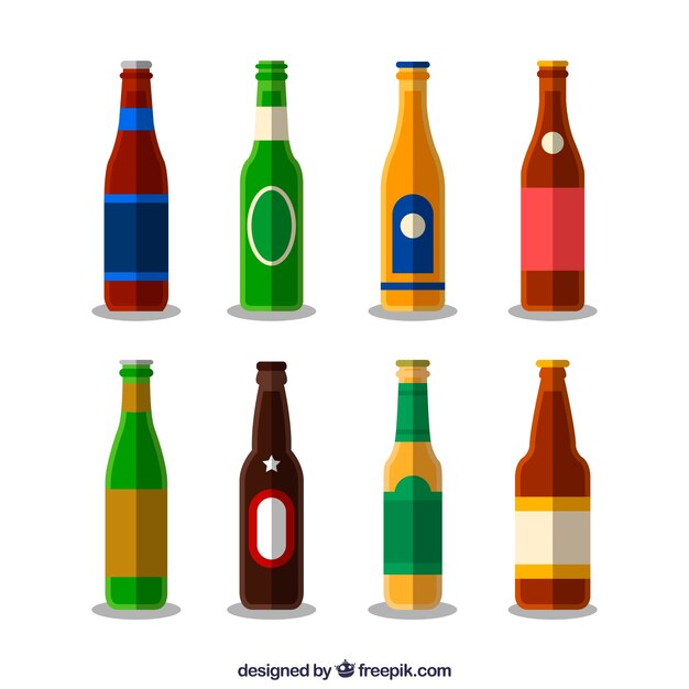 Colección de botellas planas de cerveza con etiqueta