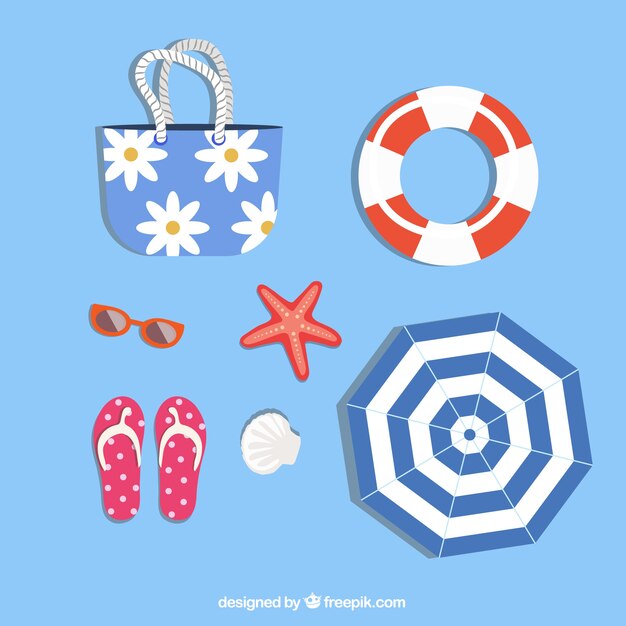 Colección de elementos de verano con ropa en estilo plano