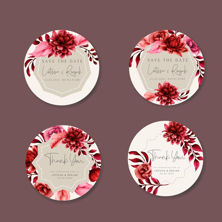 colección de etiquetas florales con hermosas flores y hojas granate