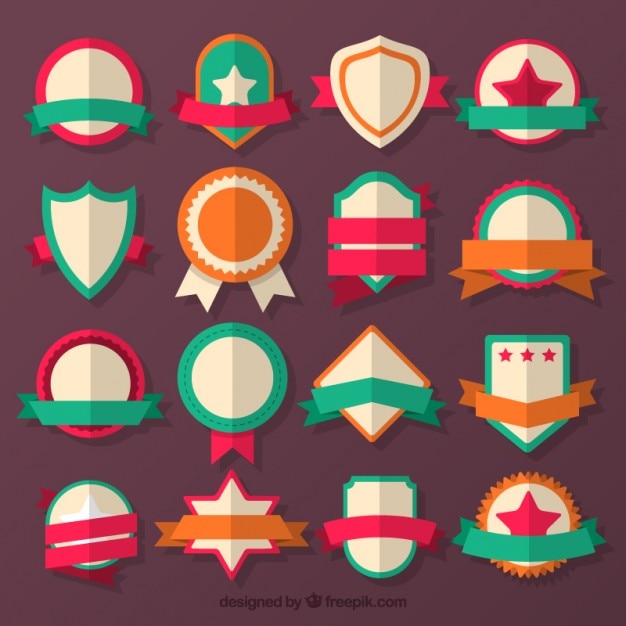 Vector gratuito colección de insignias planas de colores