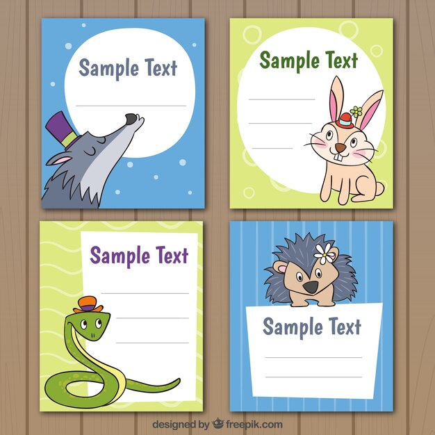 Colección de tarjetas de animales dibujados a mano 