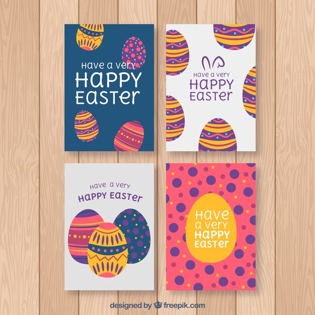 Colección de tarjetas del día de pascua en diseño plano