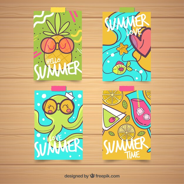 Colección de tarjetas de verano con caricaturas de frutas