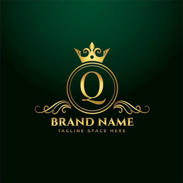 Vector gratuito concepto de logotipo ornamental letra q con corona de oro