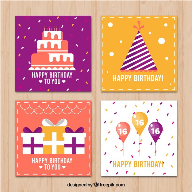 Conjunto de cuatro tarjetas de cumpleaños cuadradas en diseño plano