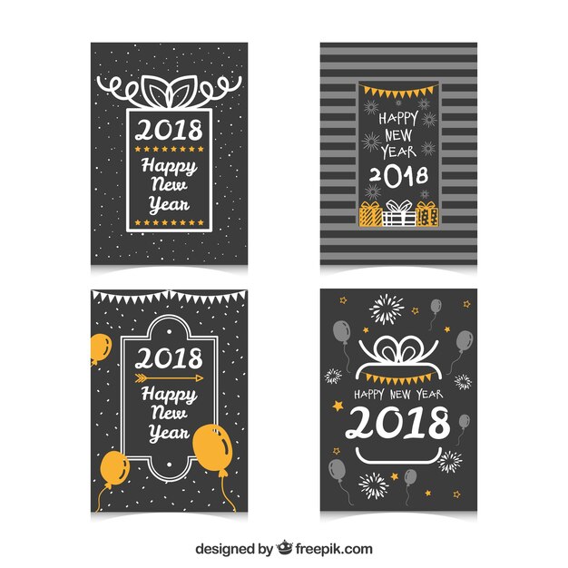 Conjunto de cuatro tarjetas verticales de año nuevo