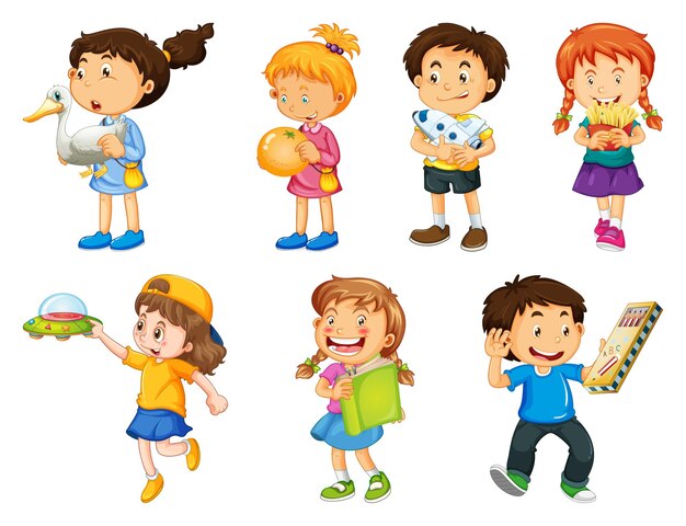 Conjunto de diferentes niños jugando con su personaje de dibujos animados de juguetes aislado sobre fondo blanco.