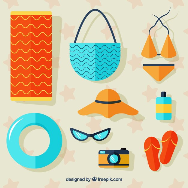 Conjunto de elementos de verano con comida y ropa en estilo plano